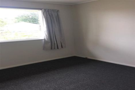 Photo of property in 9 Shale Avenue, Massey, Auckland, 0614