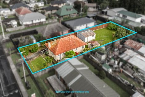 Photo of property in 40 Edwards Avenue, Henderson, Auckland, 0610