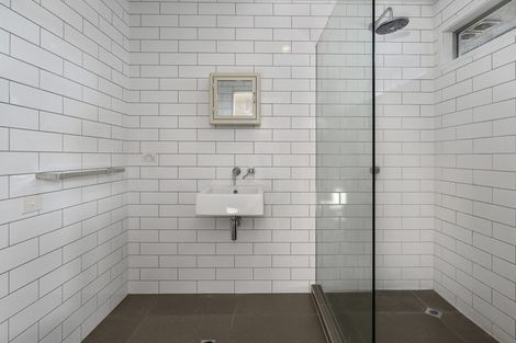 Photo of property in 99 Beresford Street, Bayswater, Auckland, 0622