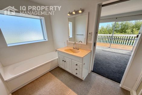 Photo of property in 1/452 Don Buck Road, Massey, Auckland, 0614