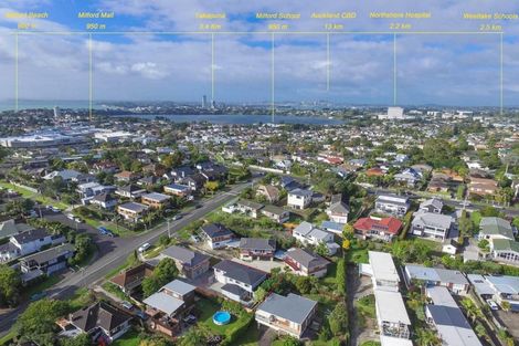 Photo of property in 6c Seaview Road, Milford, Auckland, 0620