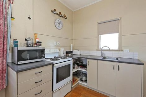 Photo of property in 605 Grove Road, Mayfair, Hastings, 4122