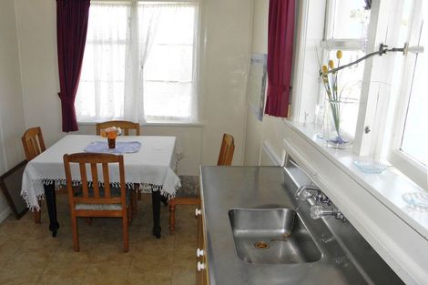 Photo of property in 17 Witham Street, Oamaru North, Oamaru, 9400