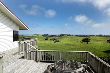 Photo of property in 106 Rehutai Road, Baylys Beach, Dargaville, 0377