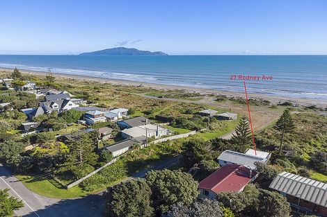 Photo of property in 27 Rodney Avenue, Te Horo Beach, Otaki, 5581