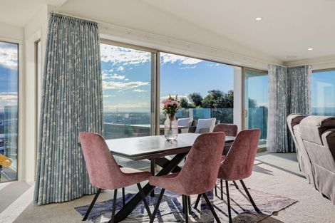 Photo of property in 320 Cannon Hill Crescent, Mount Pleasant, Christchurch, 8081