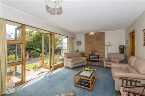 Photo of property in 5 Withells Road, Avonhead, Christchurch, 8042