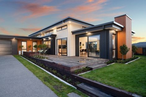 Photo of property in 2 Saint Thomas Avenue, Pyes Pa, Tauranga, 3112