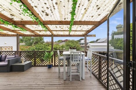 Photo of property in 1297 Papamoa Beach Road, Papamoa Beach, Papamoa, 3118