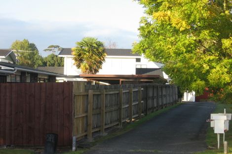 Photo of property in 1/10 Mannering Place, Hillcrest, Auckland, 0627
