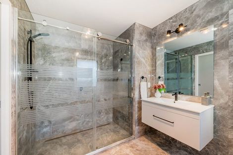 Photo of property in 7 Kikorangi Way, Paraparaumu, 5032