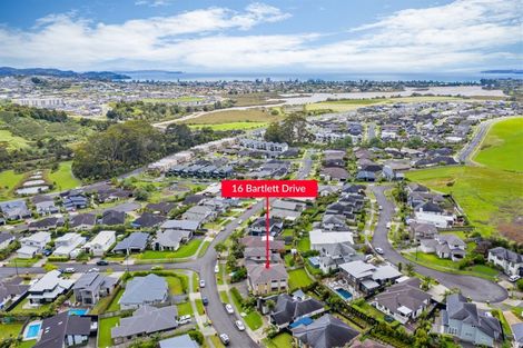 Photo of property in 16 Bartlett Drive, Silverdale, 0932