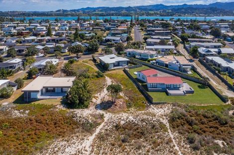 Photo of property in 37 Blue Bell Parade, Omaha, 0986