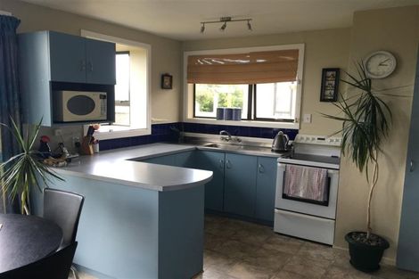 Photo of property in 71 Saint Heliers Crescent, Aranui, Christchurch, 8061