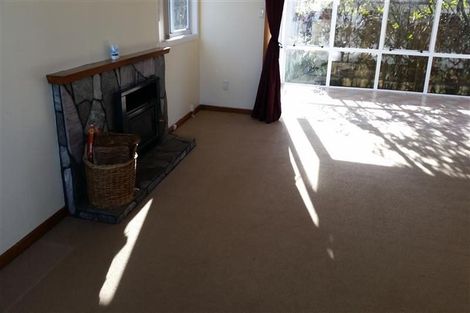 Photo of property in 15 Manu Crescent, Upper Vogeltown, New Plymouth, 4310