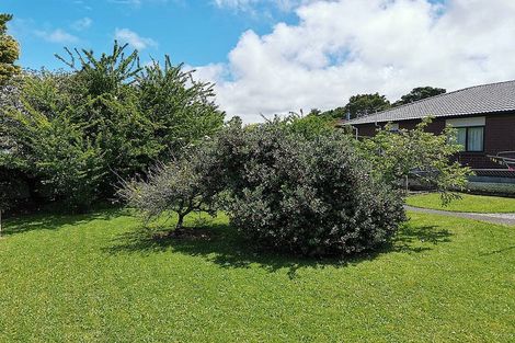 Photo of property in 6 Miles Avenue, Papatoetoe, Auckland, 2025