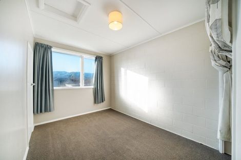 Photo of property in 21a Miranda Street, Cannons Creek, Porirua, 5024