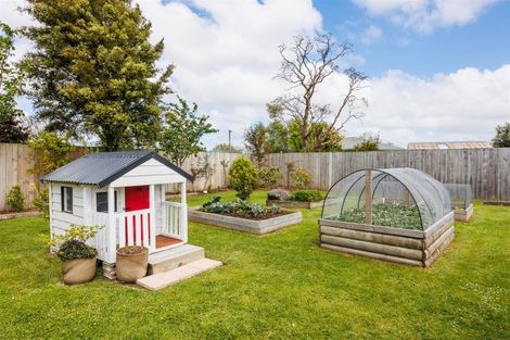 Photo of property in 121/123 High Street, Bulls, 4818