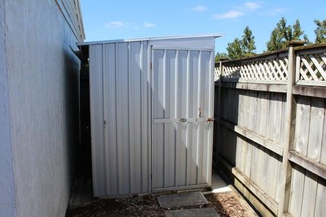 Photo of property in 69a Howe Street, Howick, Auckland, 2014