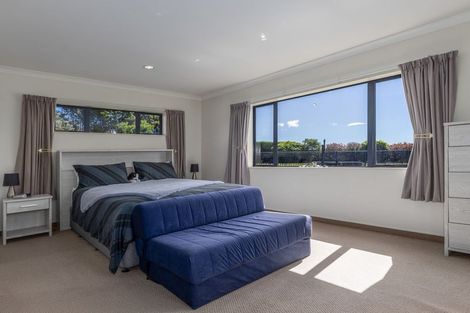Photo of property in 38 Pohutukawa Drive, Levin, 5571