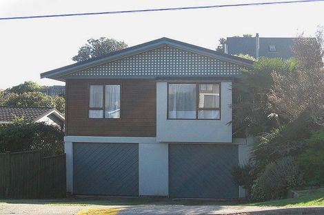 Photo of property in 19 Percival Road, Paraparaumu Beach, Paraparaumu, 5032