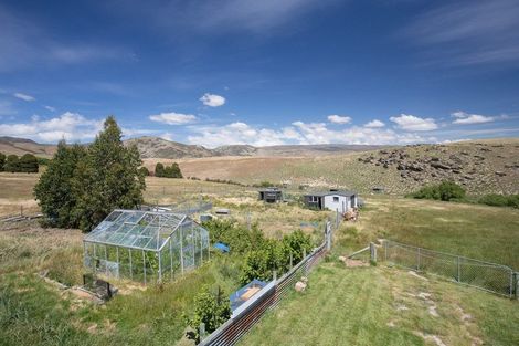 Photo of property in 102 Ruffell Road, Tarras, Cromwell, 9383