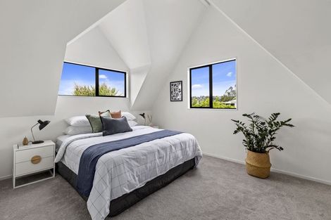 Photo of property in 2/56 Glencoe Road, Browns Bay, Auckland, 0630