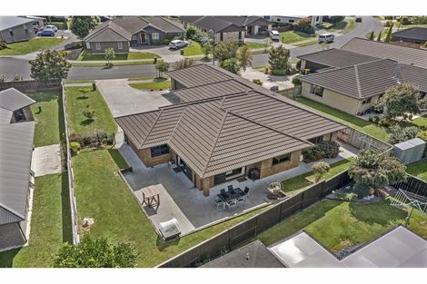 Photo of property in 13 Cole Thomas Place, Huntington, Hamilton, 3210