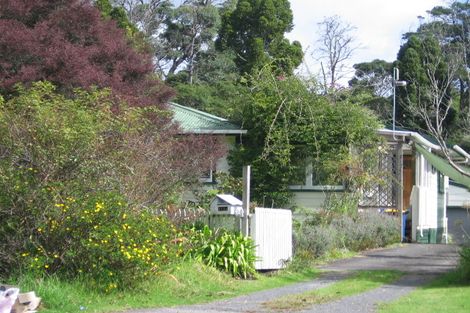 Photo of property in 111a Atkinson Road, Titirangi, Auckland, 0604
