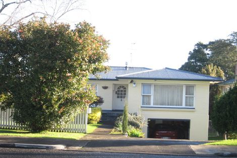 Photo of property in 6 Scenic Drive, Hillpark, Auckland, 2102