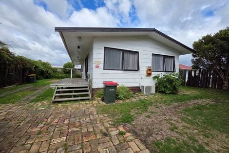 Photo of property in 2 Wallace Crescent, Glenholme, Rotorua, 3010