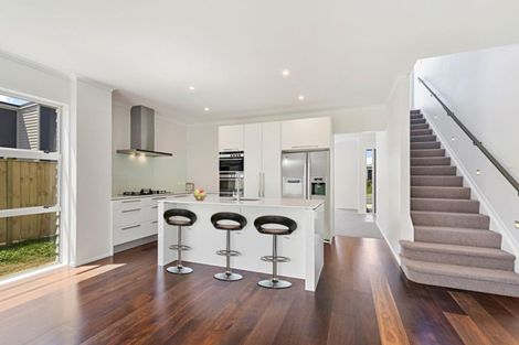 Photo of property in 14 Couldrey Crescent, Red Beach, 0932