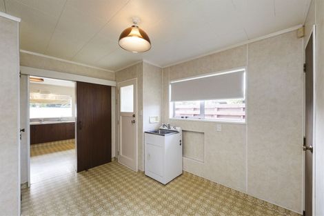 Photo of property in 17 Chippendale Crescent, Highbury, Palmerston North, 4412