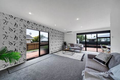 Photo of property in 15 Jade Place, Bell Block, New Plymouth, 4312