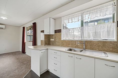 Photo of property in 11a Keeling Road, Henderson, Auckland, 0612