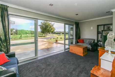 Photo of property in 1271 Upland Road, Egmont Village, Inglewood, 4386