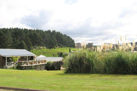 Photo of property in 316 Onemana Drive, Onemana, Whangamata, 3691