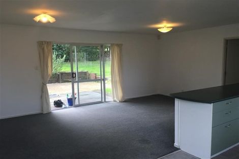 Photo of property in 44 Cedar Heights Avenue, Massey, Auckland, 0614
