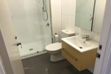 Photo of property in Twin Towers, 811/17 Putney Way, Manukau, Auckland, 2104