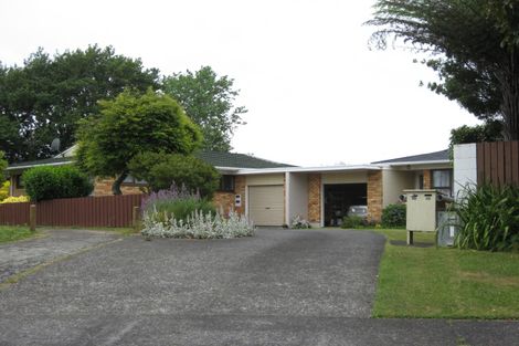 Photo of property in 16a Bledisloe Court, Pukekohe, 2120