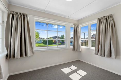 Photo of property in 24 Oakland Street, Northcote, Christchurch, 8052