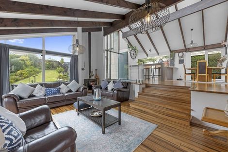 Photo of property in 178 Bleakhouse Road, Mellons Bay, Auckland, 2014