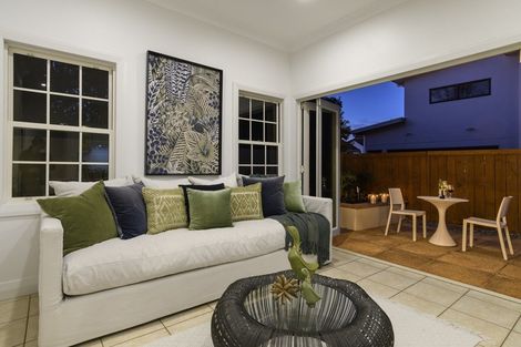 Photo of property in 121b Oceanview Road, Mount Maunganui, 3116