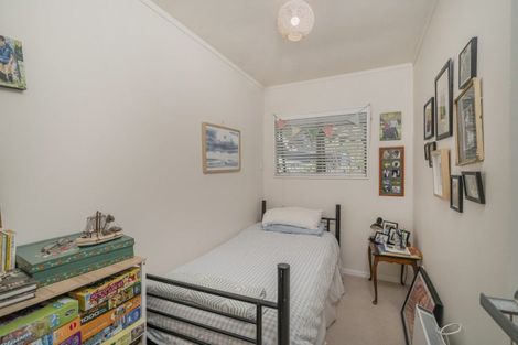 Photo of property in 10a Parkland Place, Whitianga, 3510