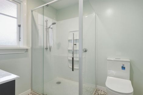 Photo of property in 122 Easther Crescent, Kew, Dunedin, 9012