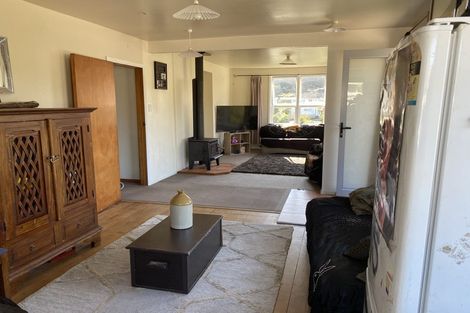 Photo of property in 63 Parsons Street, Frankleigh Park, New Plymouth, 4310