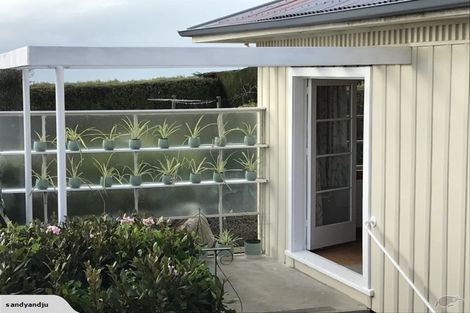 Photo of property in 5 The Rise, Mount Pleasant, Christchurch, 8081