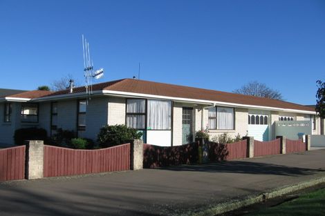 Photo of property in 14 Regent Street, Palmerston North, 4414