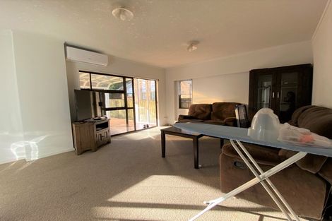 Photo of property in 2/133 Ennis Avenue, Pakuranga Heights, Auckland, 2010