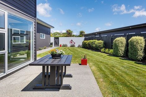 Photo of property in 3 Cheltenham Lane, Awapuni, Palmerston North, 4412